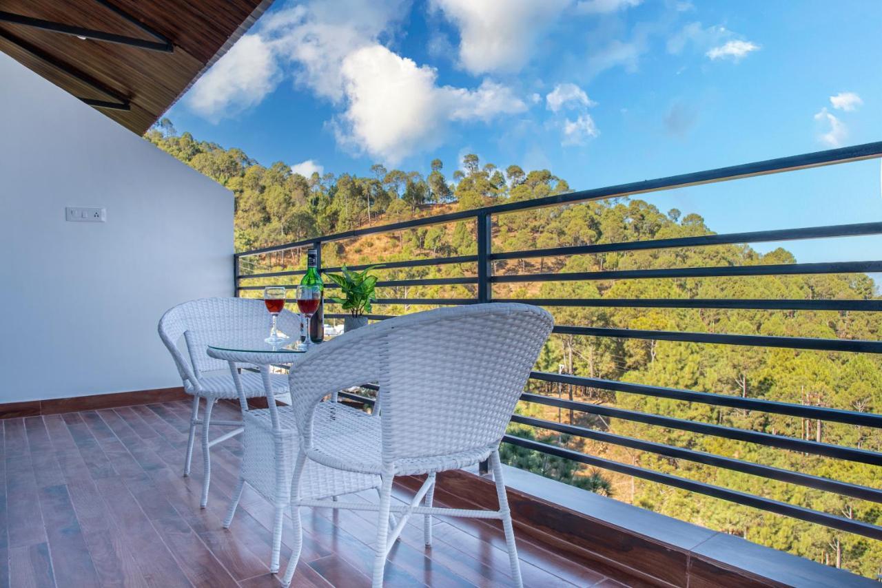 Bed and Breakfast Hillcrest Heights Kasauli Exterior foto